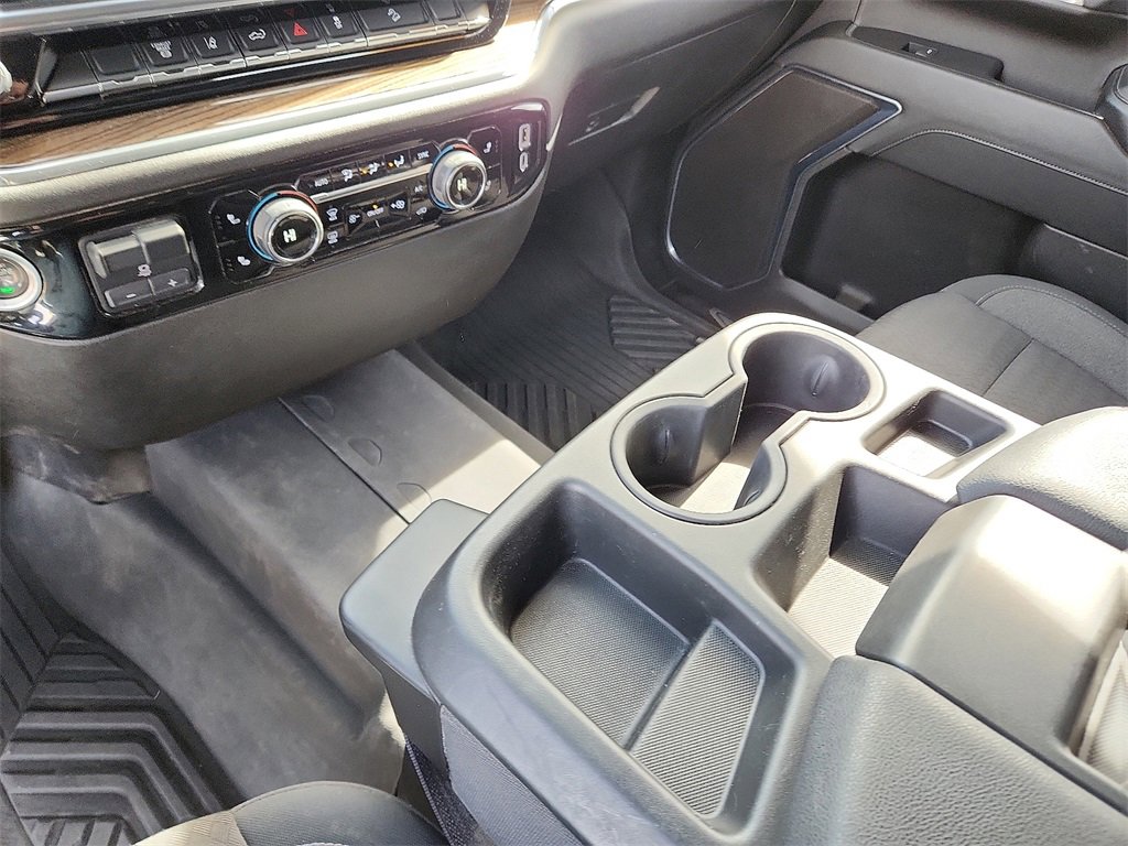 Used 2024 Chevrolet Silverado 2500 LT w/ Convenience Package image 25