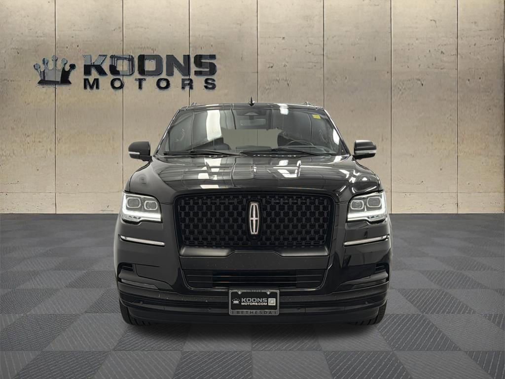 Used 2023 Lincoln Navigator Black Label image 3