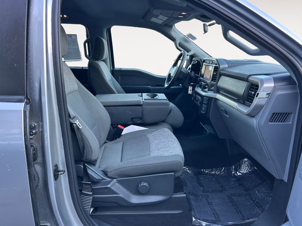 Used 2023 Ford F150 XLT w/ Trailer Tow Package AWD/4WD image 11