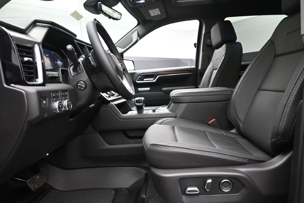 New 2026 GMC Sierra 1500 Denali AWD/4WD image 16