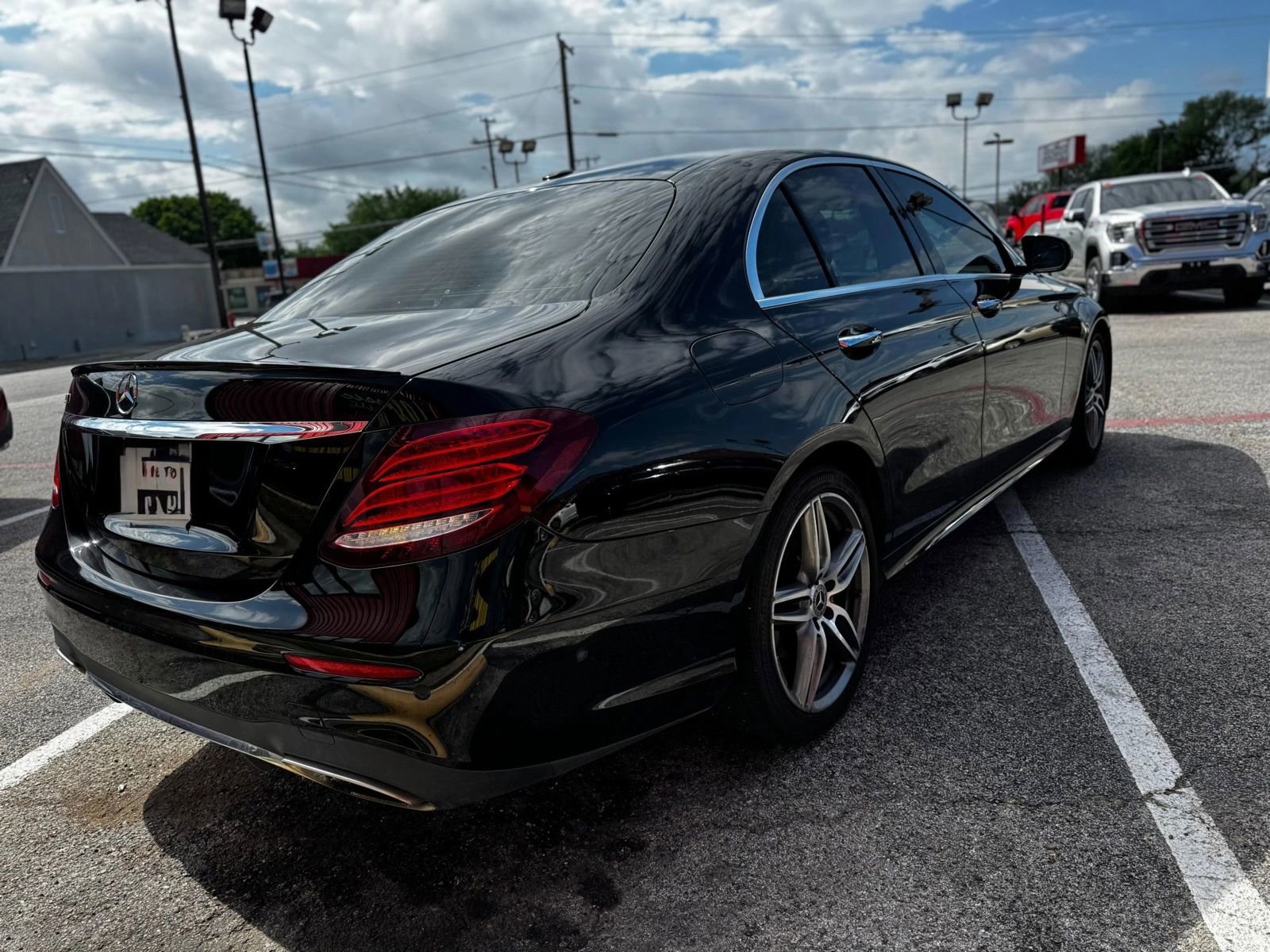 Used 2018 Mercedes-Benz E 300 image 13