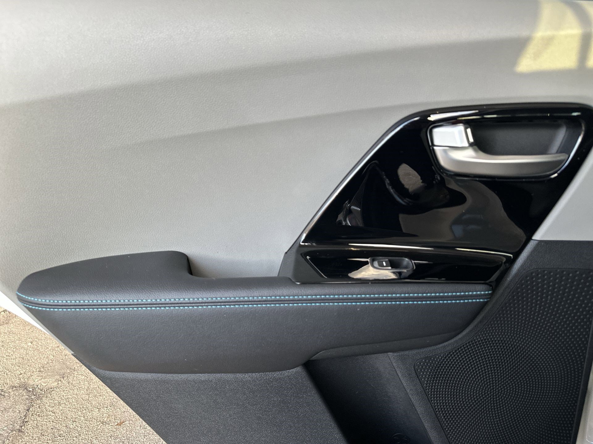 Certified 2022 Kia Niro EX Premium image 29