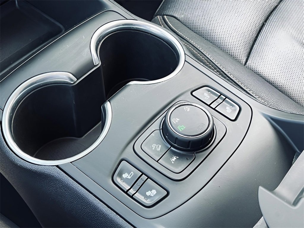 Used 2021 GMC Terrain SLT w/ Infotainment Package II image 27