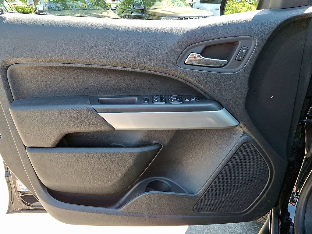 Used 2022 Chevrolet Colorado ZR2 AWD/4WD image 12