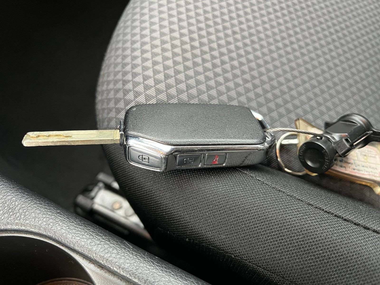 Used 2025 Kia Soul LX w/ LX Technology Package FWD image 20