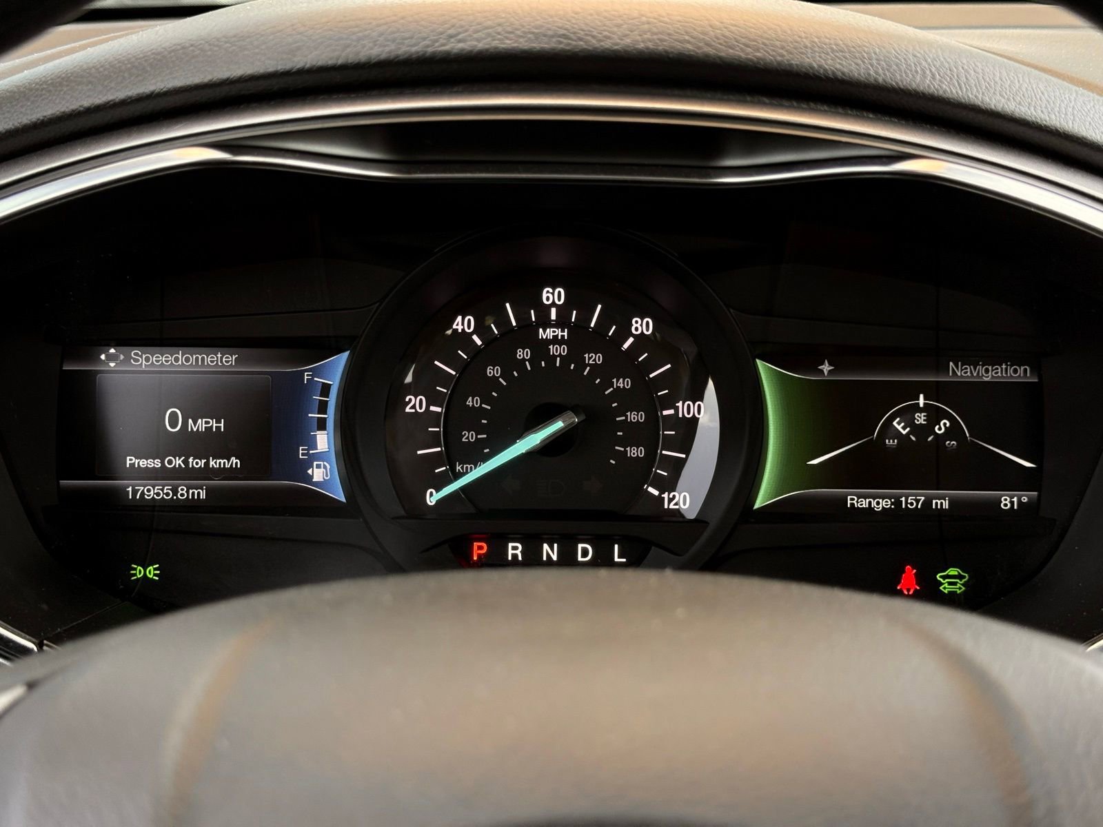 Used 2020 Ford Fusion SE FWD image 30