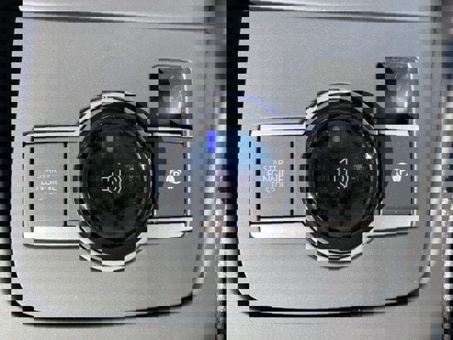 New 2025 Volkswagen Tiguan S image 36