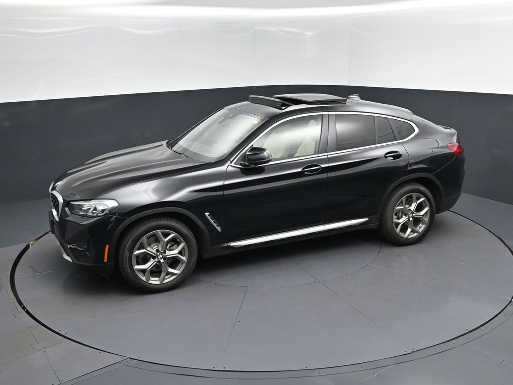 Certified 2025 BMW X4 xDrive30i w/ Premium Package AWD/4WD image 31