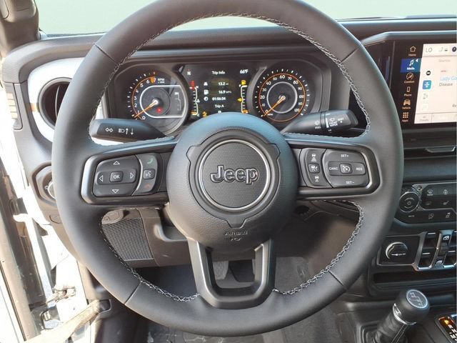 New 2026 Jeep Gladiator Sport AWD/4WD image 16