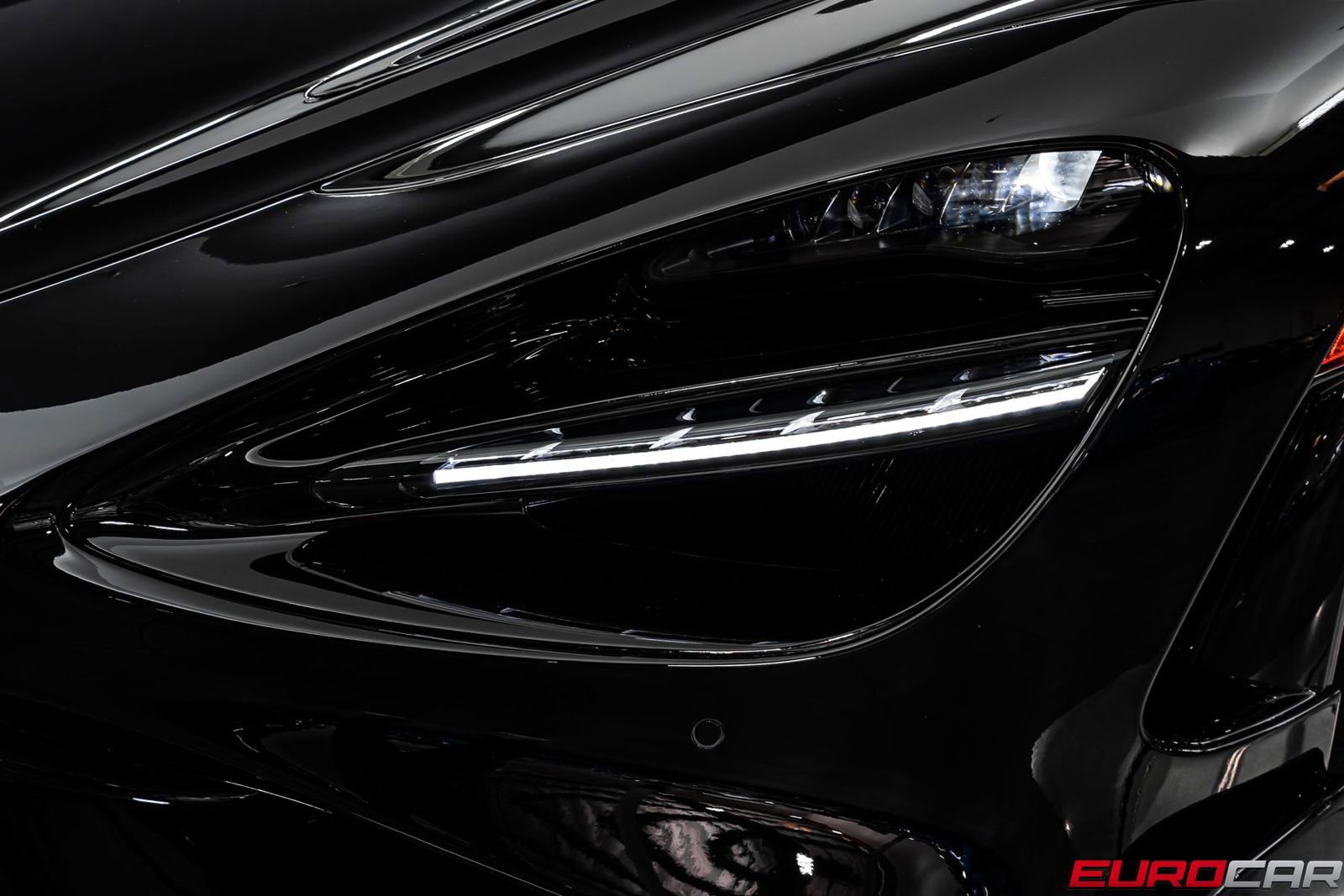 Used 2022 McLaren 765LT RWD image 15