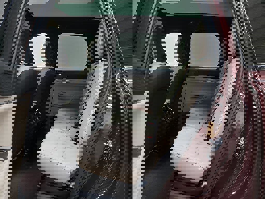 New 2025 Volvo EX90 Ultra image 8