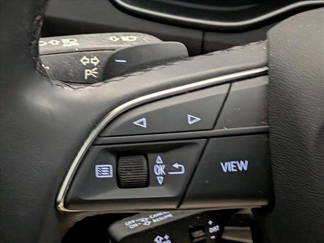 Used 2024 Audi Q5 e Premium w/ Convenience Package image 13
