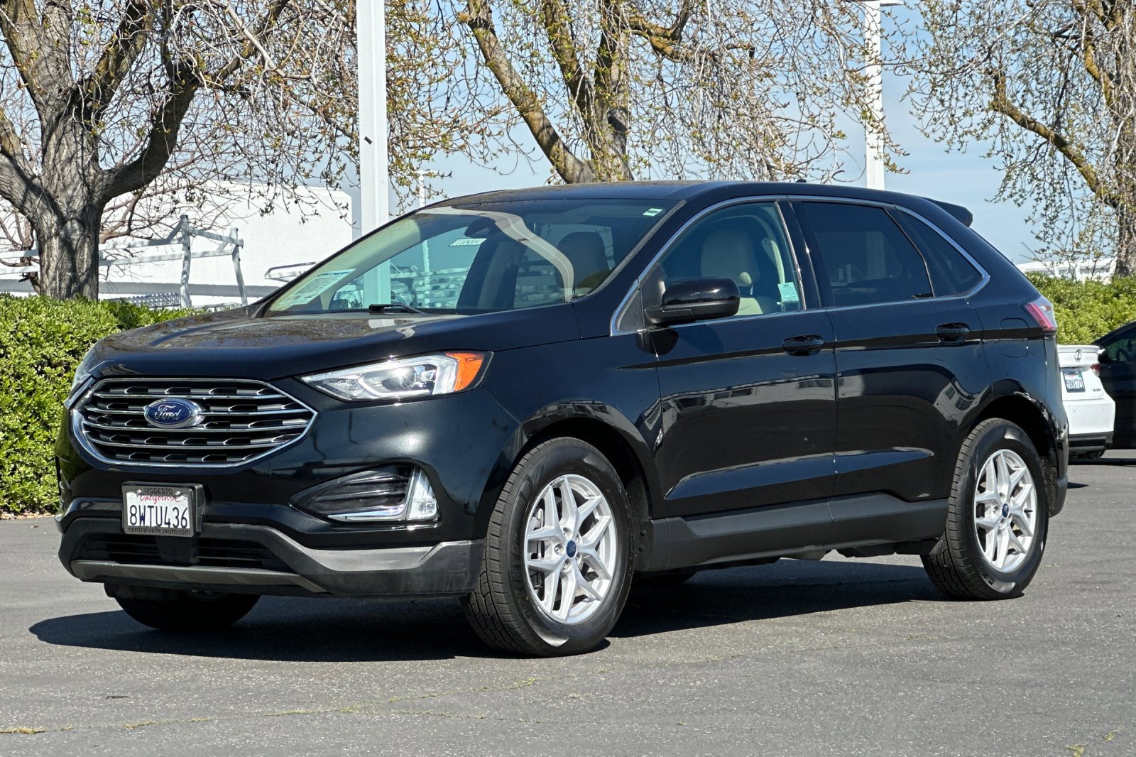 Used 2021 Ford Edge SEL w/ Cargo Accessory Package image 8