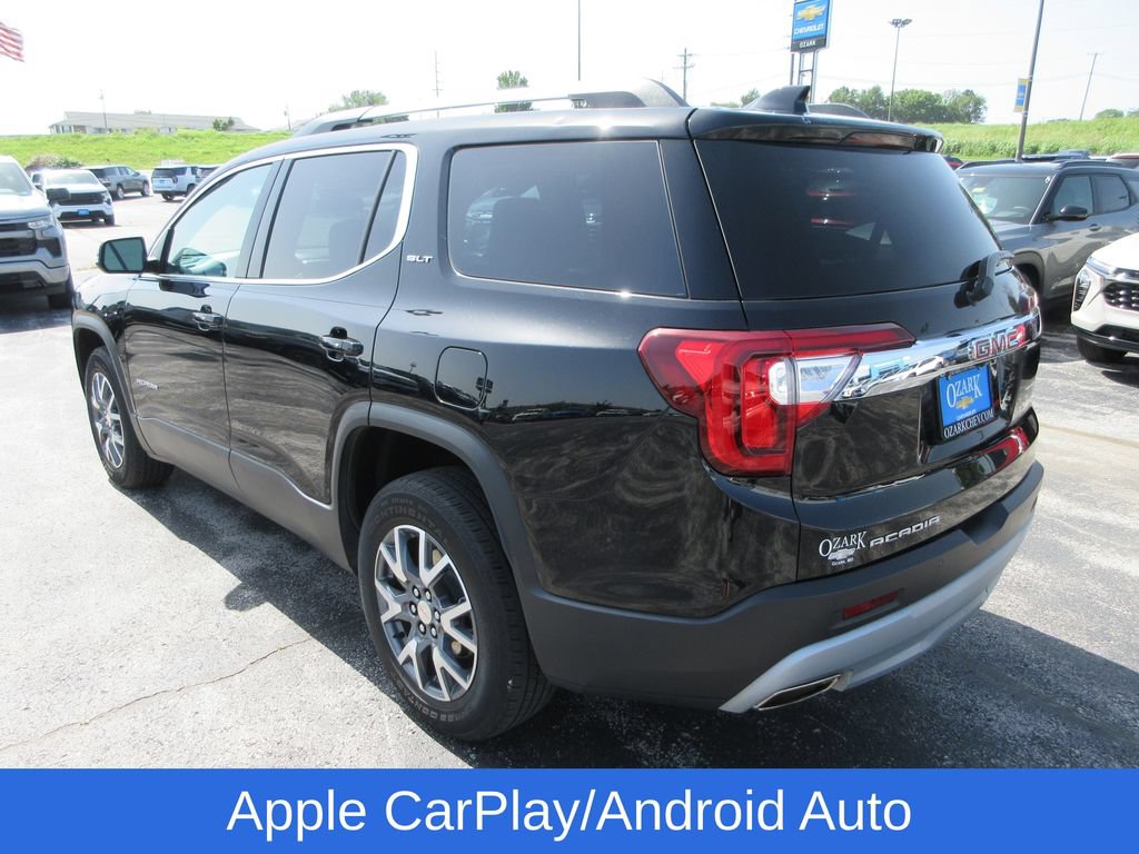 Used 2023 GMC Acadia SLT w/ Preferred Package FWD image 3
