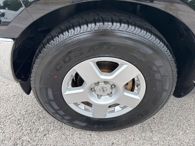Used 2007 Nissan Frontier SE w/ SE Value Truck Pkg RWD image 4