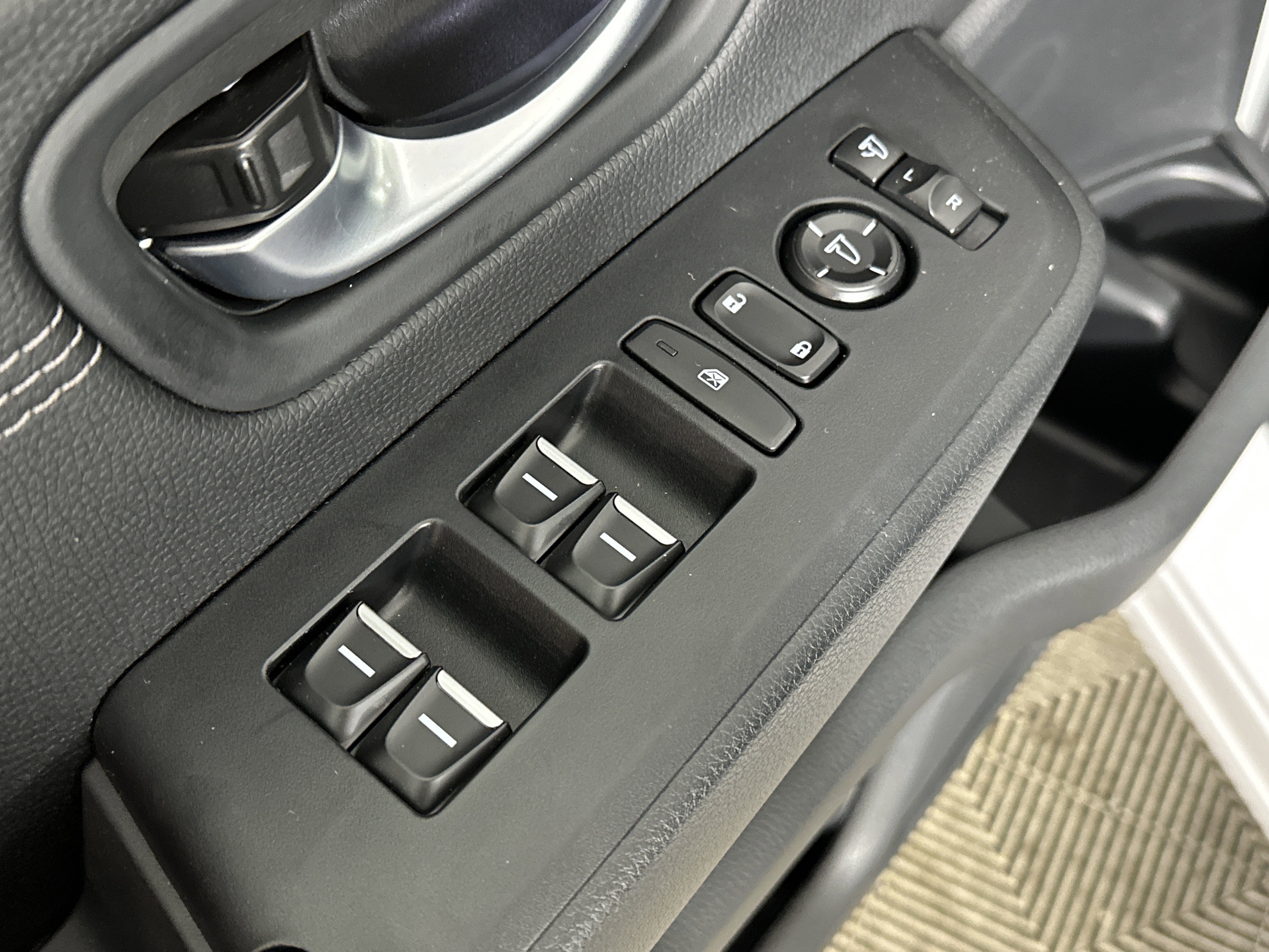 New 2026 Honda Pilot Touring image 7