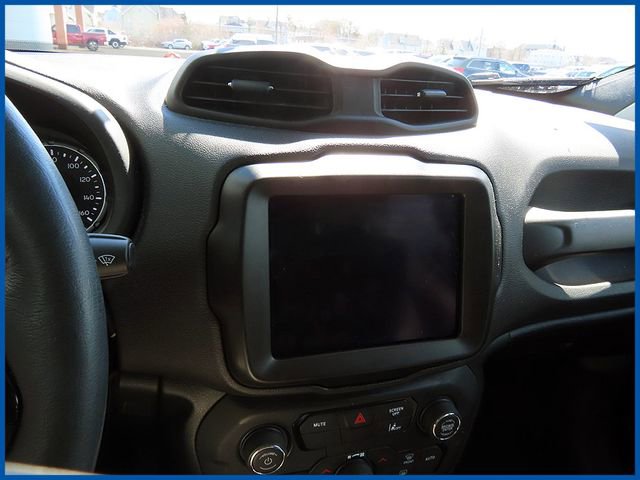 Certified 2022 Jeep Renegade Trailhawk image 15