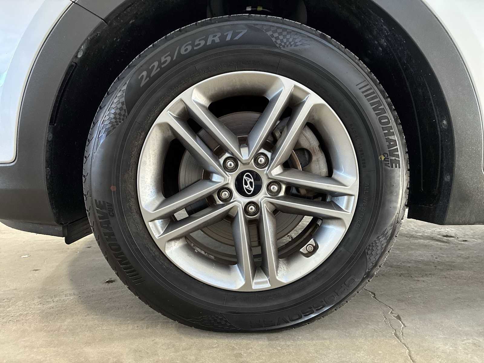 Used 2017 Hyundai Santa Fe Sport image 18