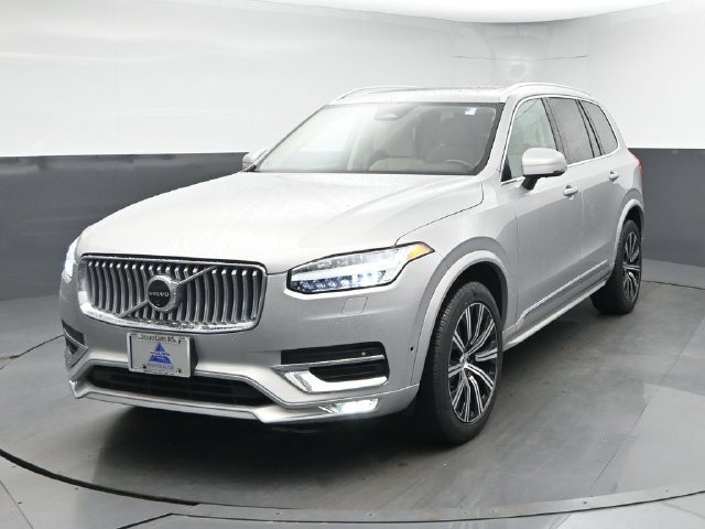 Used 2024 Volvo XC90 B6 Plus w/ Protection Package Premier AWD/4WD image 3