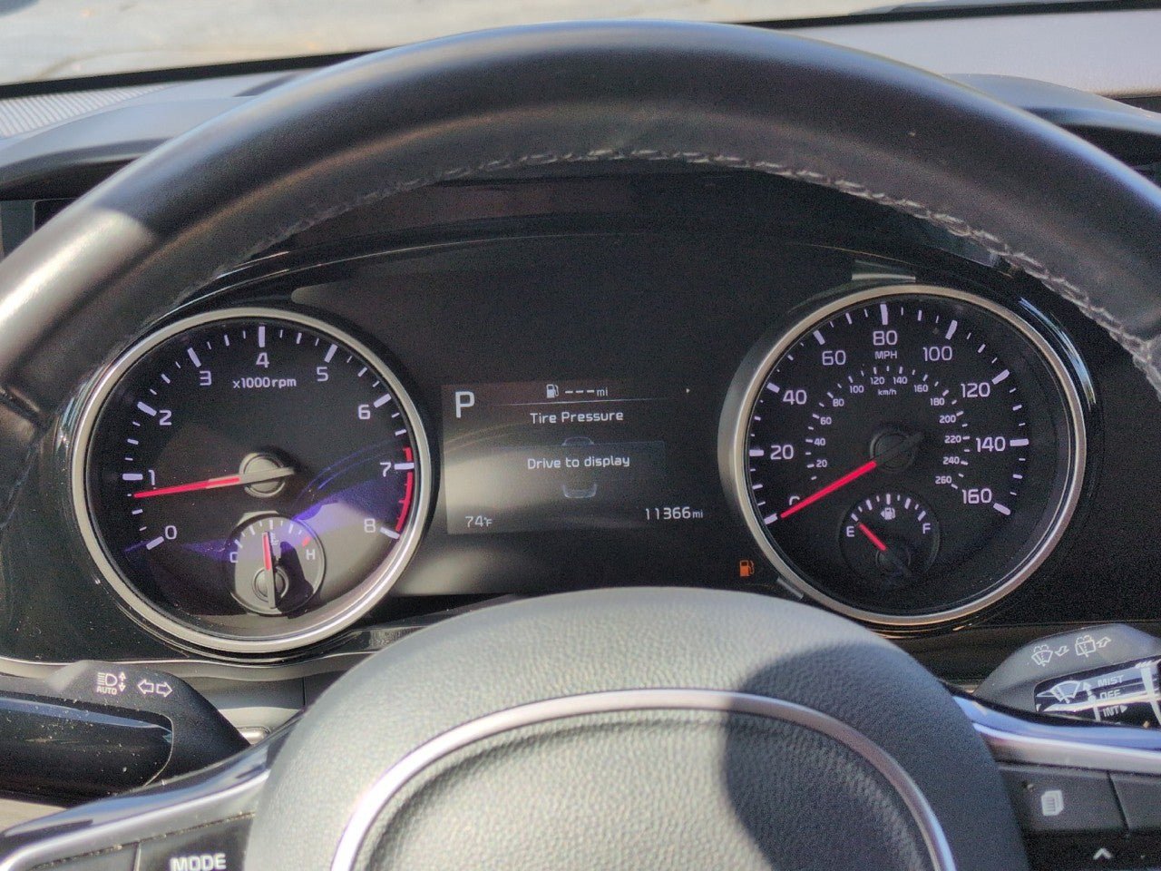Certified 2024 Kia Carnival EX FWD image 17