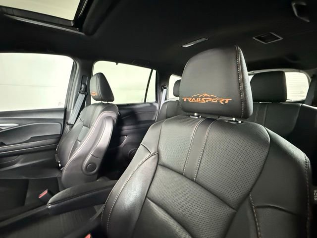 Used 2022 Honda Pilot TrailSport image 5