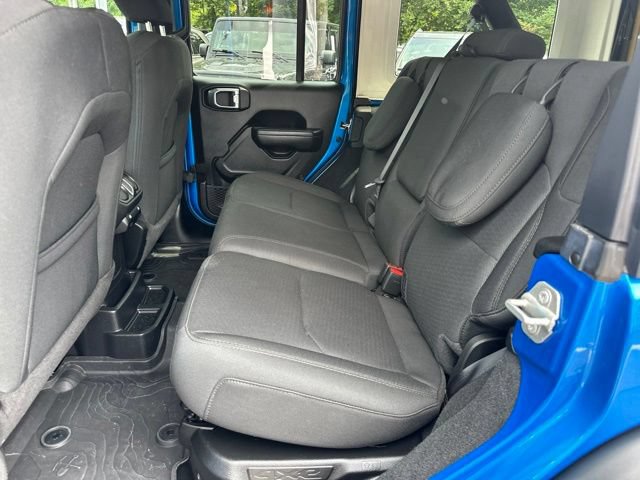 Used 2023 Jeep Wrangler Unlimited w/ Cold Weather Group AWD/4WD image 30