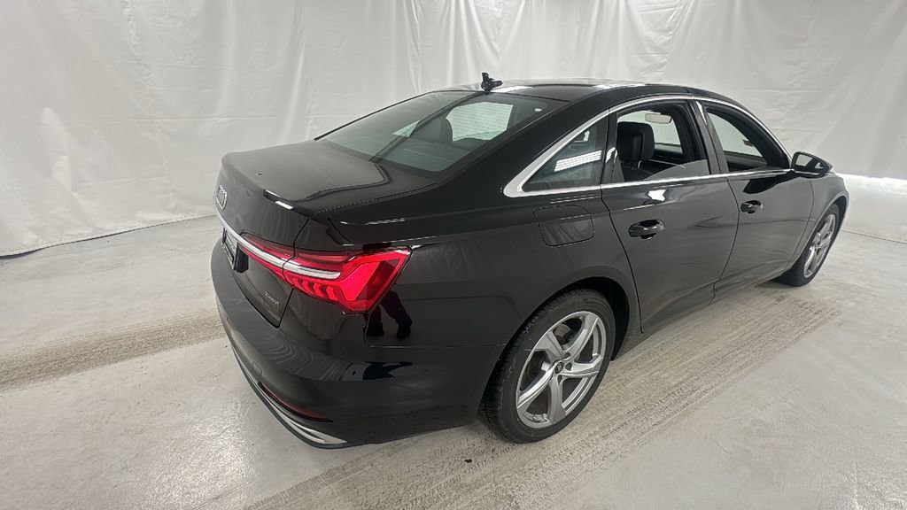 Used 2024 Audi A6 Premium Plus image 3