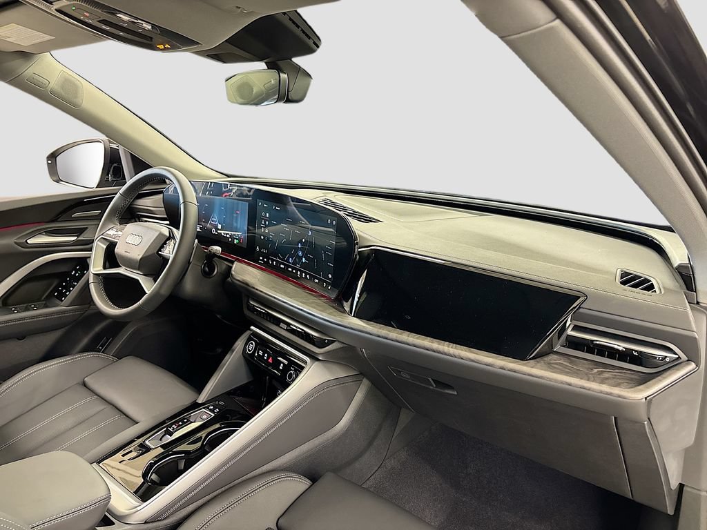 New 2025 Audi Q5 Premium Plus AWD/4WD image 14