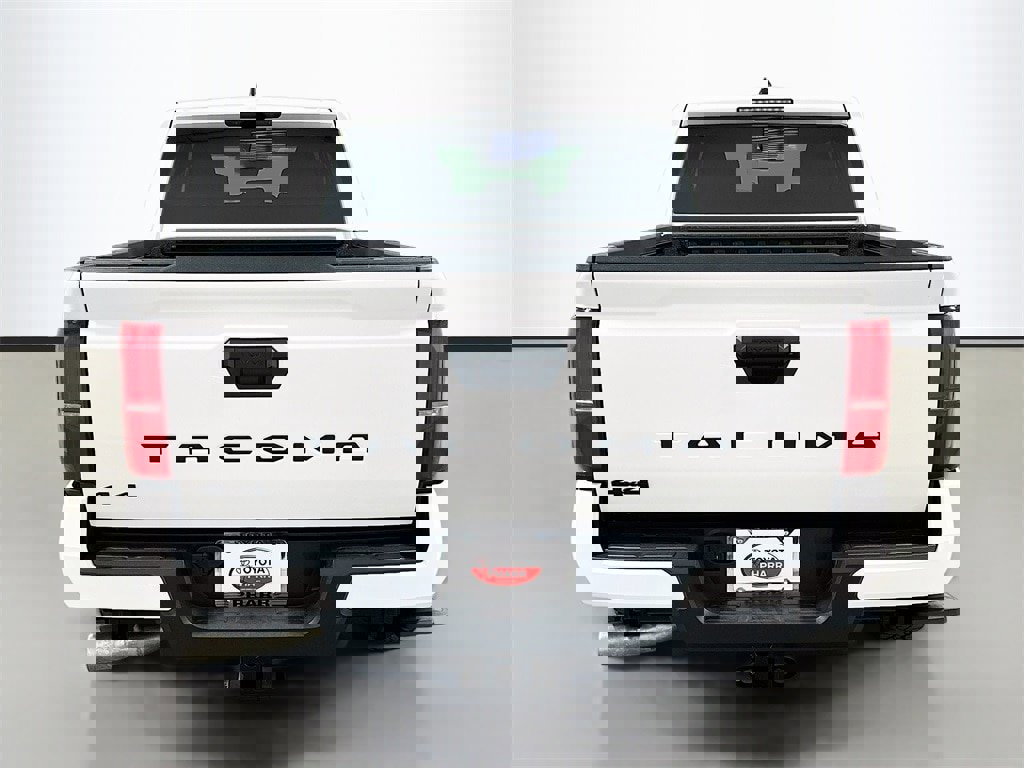 New 2025 Toyota Tacoma TRD Sport image 5