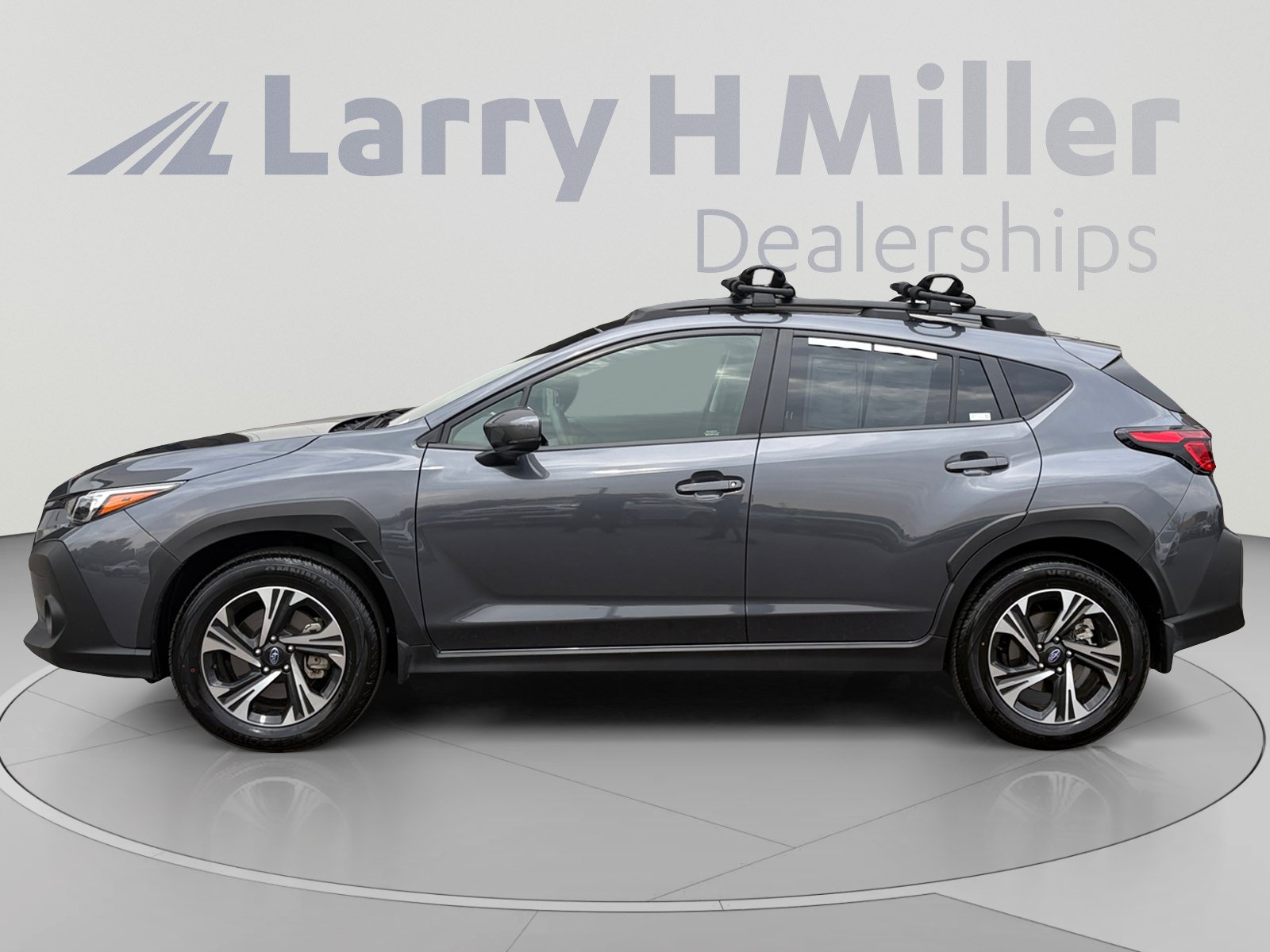 Used 2025 Subaru Crosstrek 2.5i Premium AWD/4WD image 2