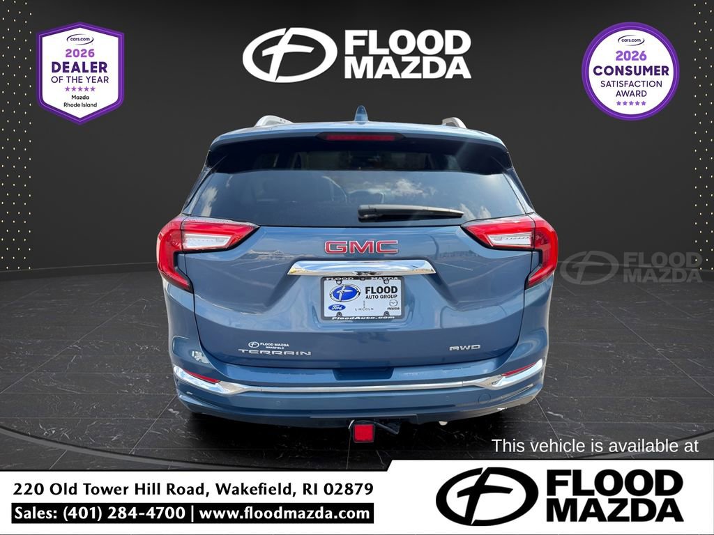 Used 2024 GMC Terrain Denali w/ Denali Premium Package image 7