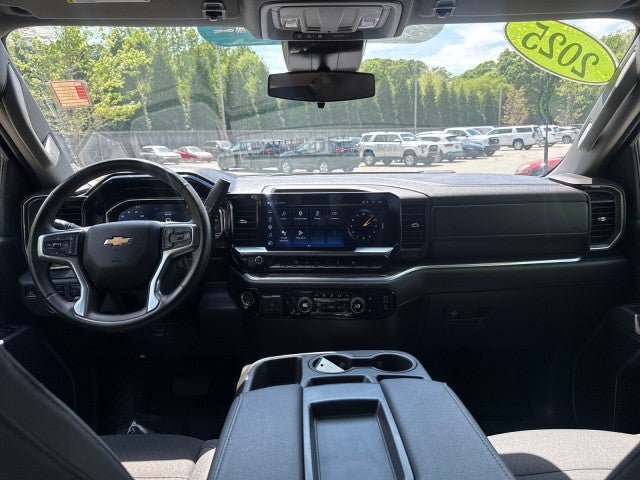 Used 2025 Chevrolet Silverado 2500 LT w/ Convenience Package AWD/4WD image 37