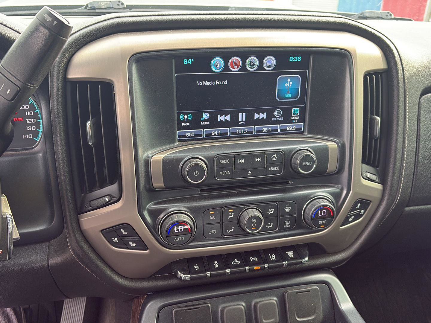 Used 2018 GMC Sierra 3500 Denali w/ Duramax Plus Package image 13