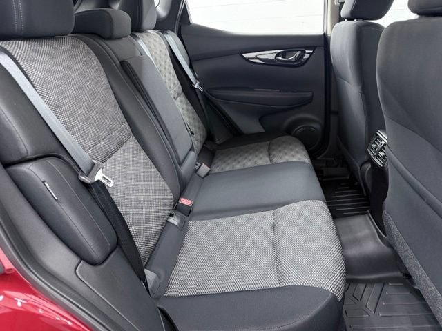 Used 2021 Nissan Rogue Sport SV FWD image 21