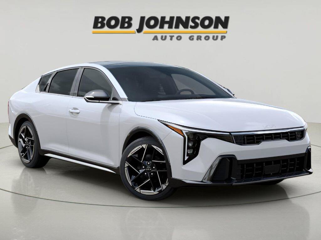 New 2026 Kia K4 GT-Line FWD image 1
