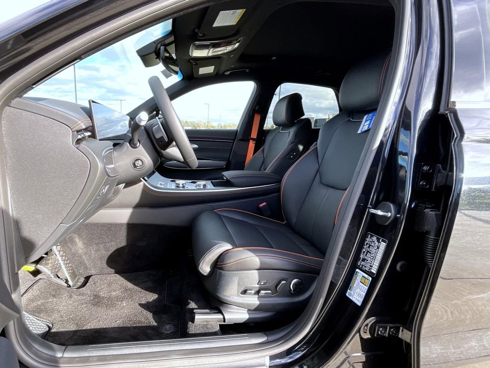 New 2026 Genesis GV70 3.5T Sport Advanced image 10