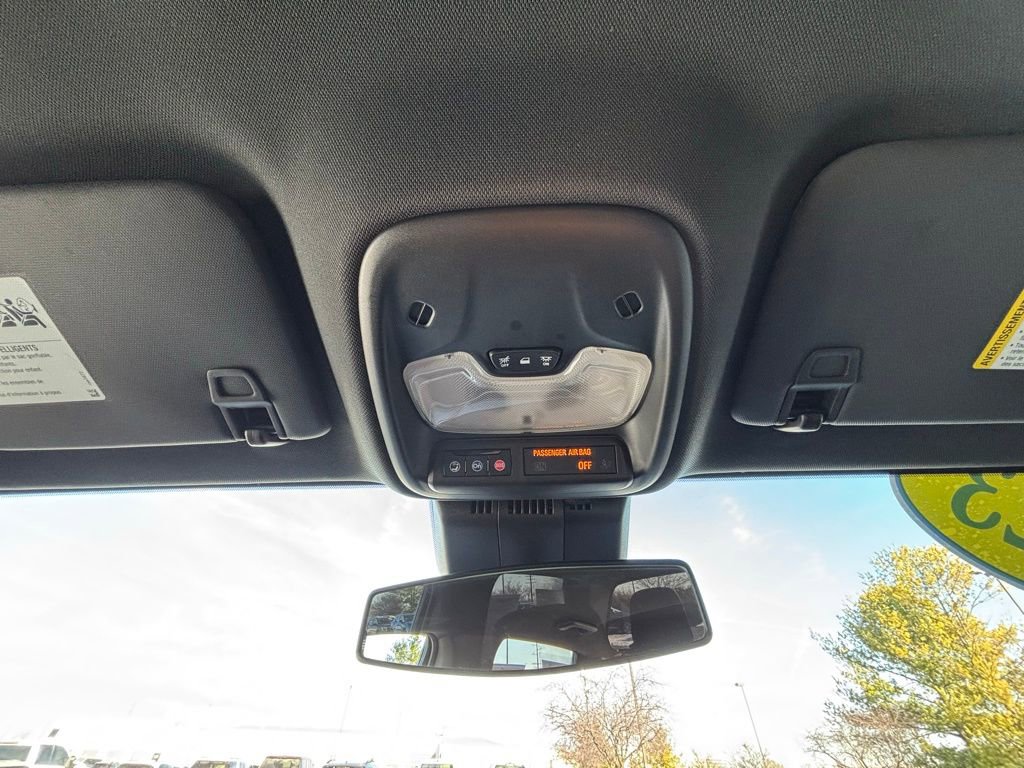 Used 2023 Chevrolet Colorado Trail Boss w/ Advanced Trailering Package image 30