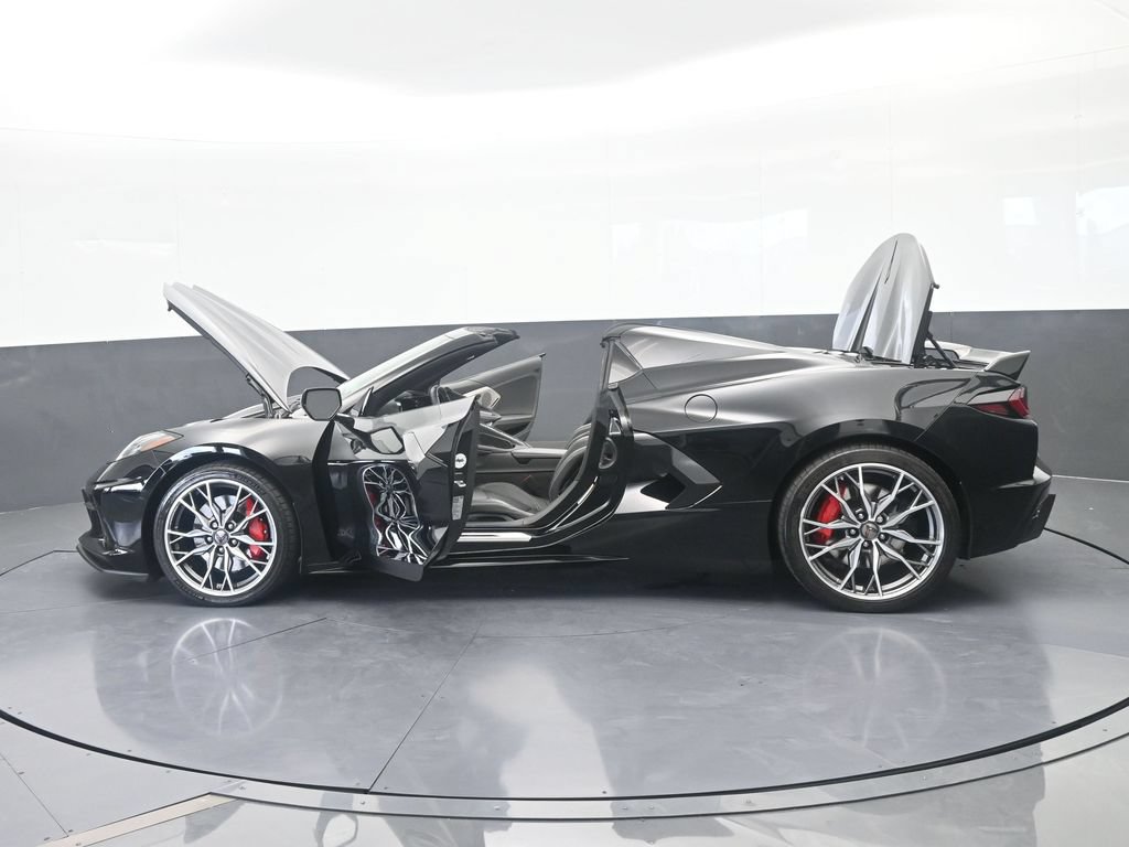 Used 2024 Chevrolet Corvette Stingray Preferred Conv w/ Z51 Performance Package RWD image 71