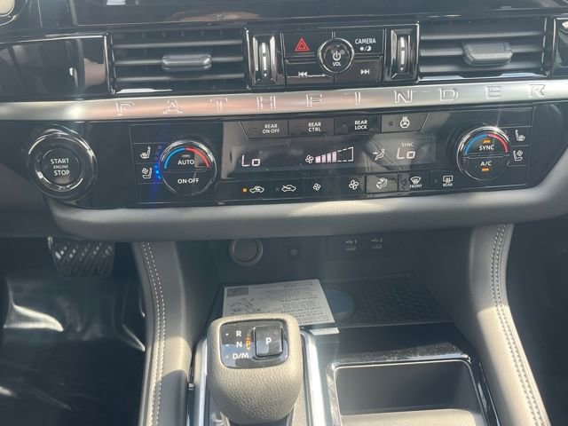 New 2026 Nissan Pathfinder Platinum AWD/4WD image 17