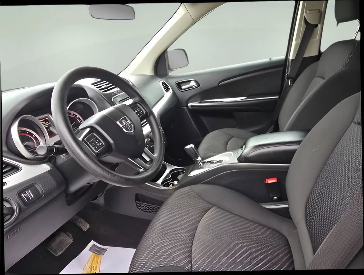 Used 2018 Dodge Journey SE image 10