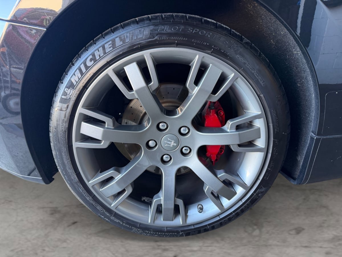 Used 2013 Maserati GranTurismo Sport RWD image 9