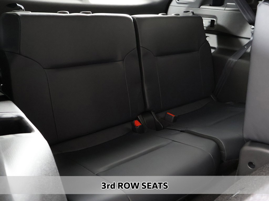 New 2025 Mitsubishi Outlander SE image 9