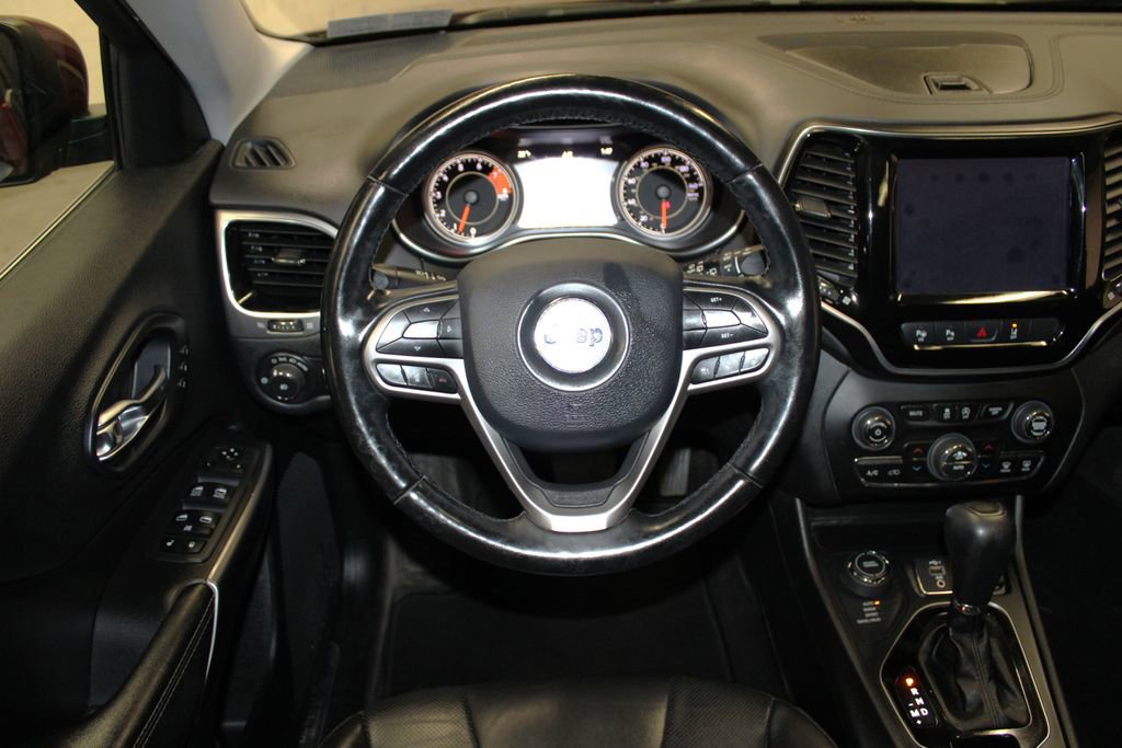 Used 2020 Jeep Cherokee Limited w/ Technology Group image 13