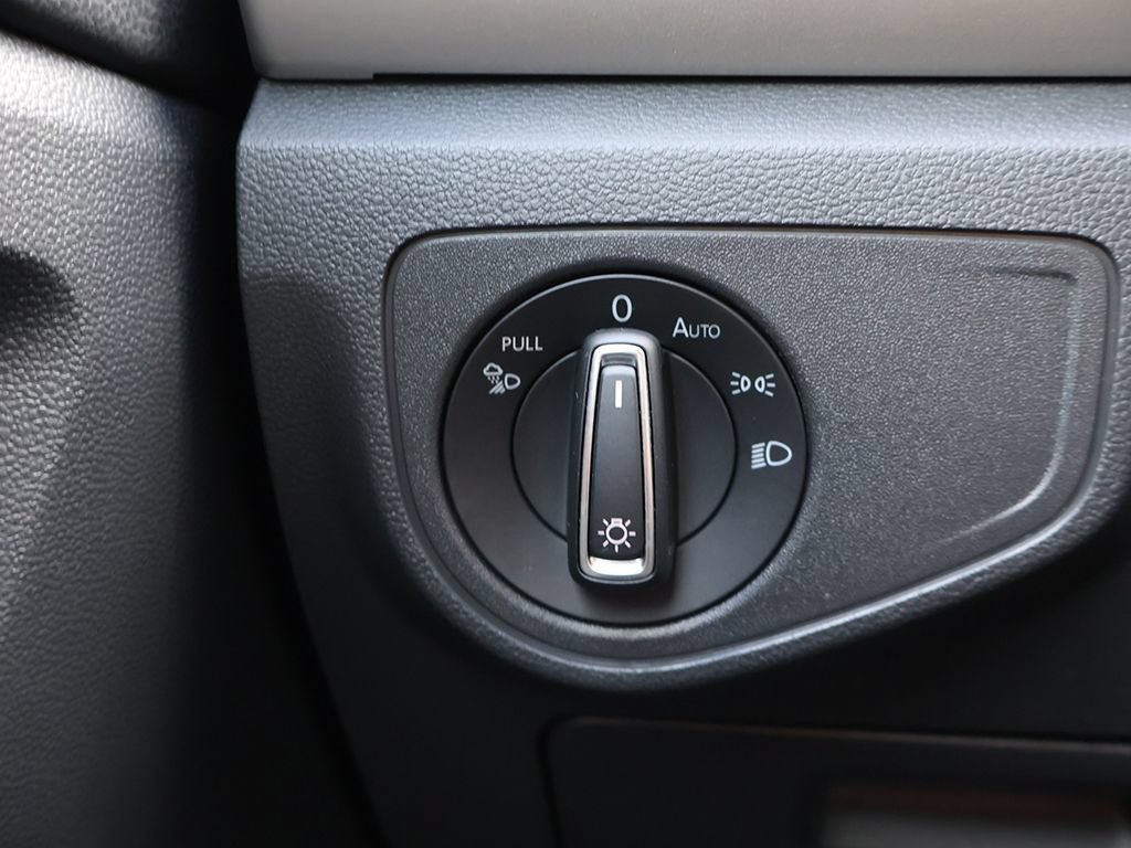 Used 2022 Volkswagen Atlas SE AWD/4WD image 35