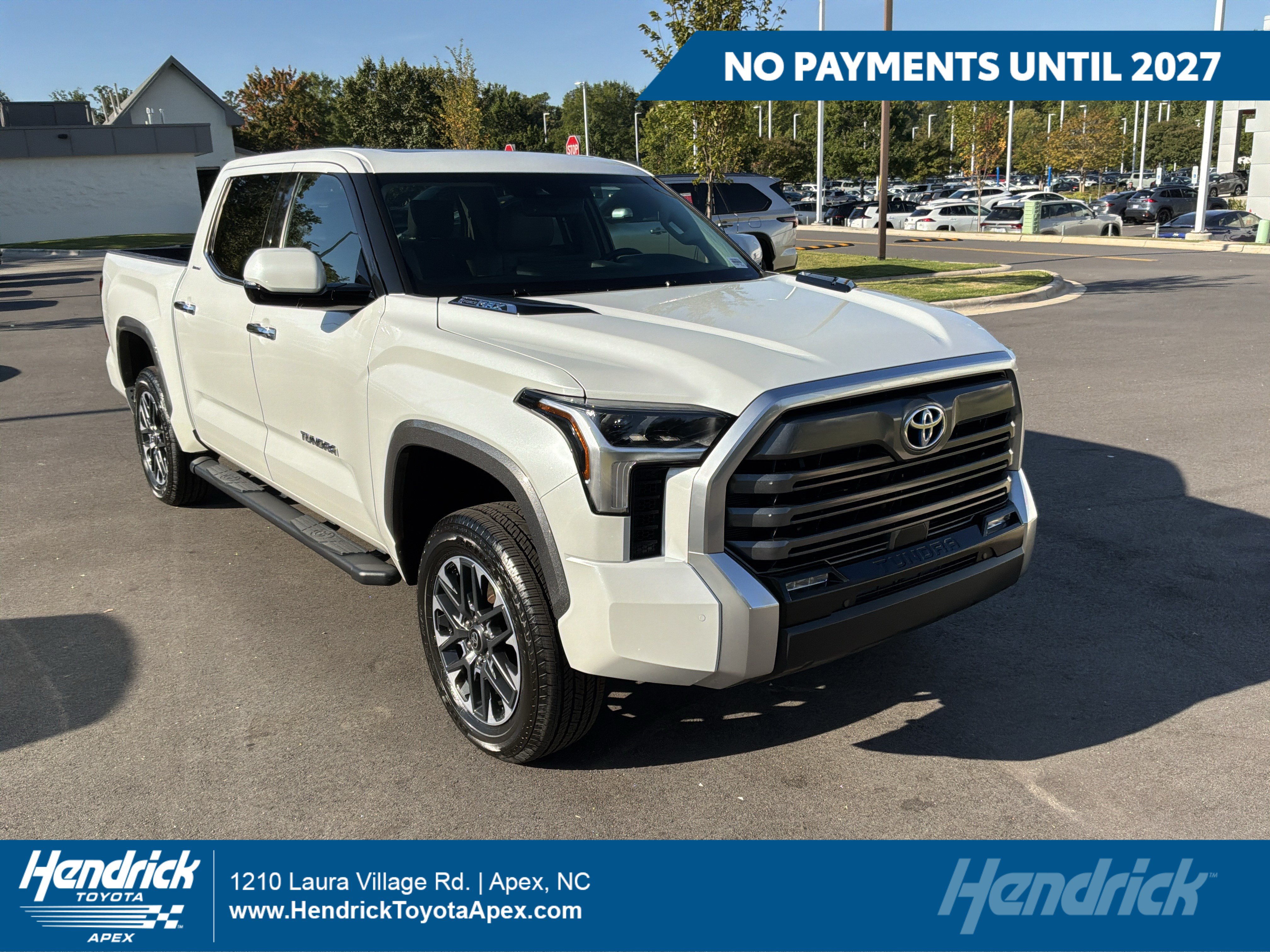 Used 2023 Toyota Tundra Limited w/ Power Package AWD/4WD image 1
