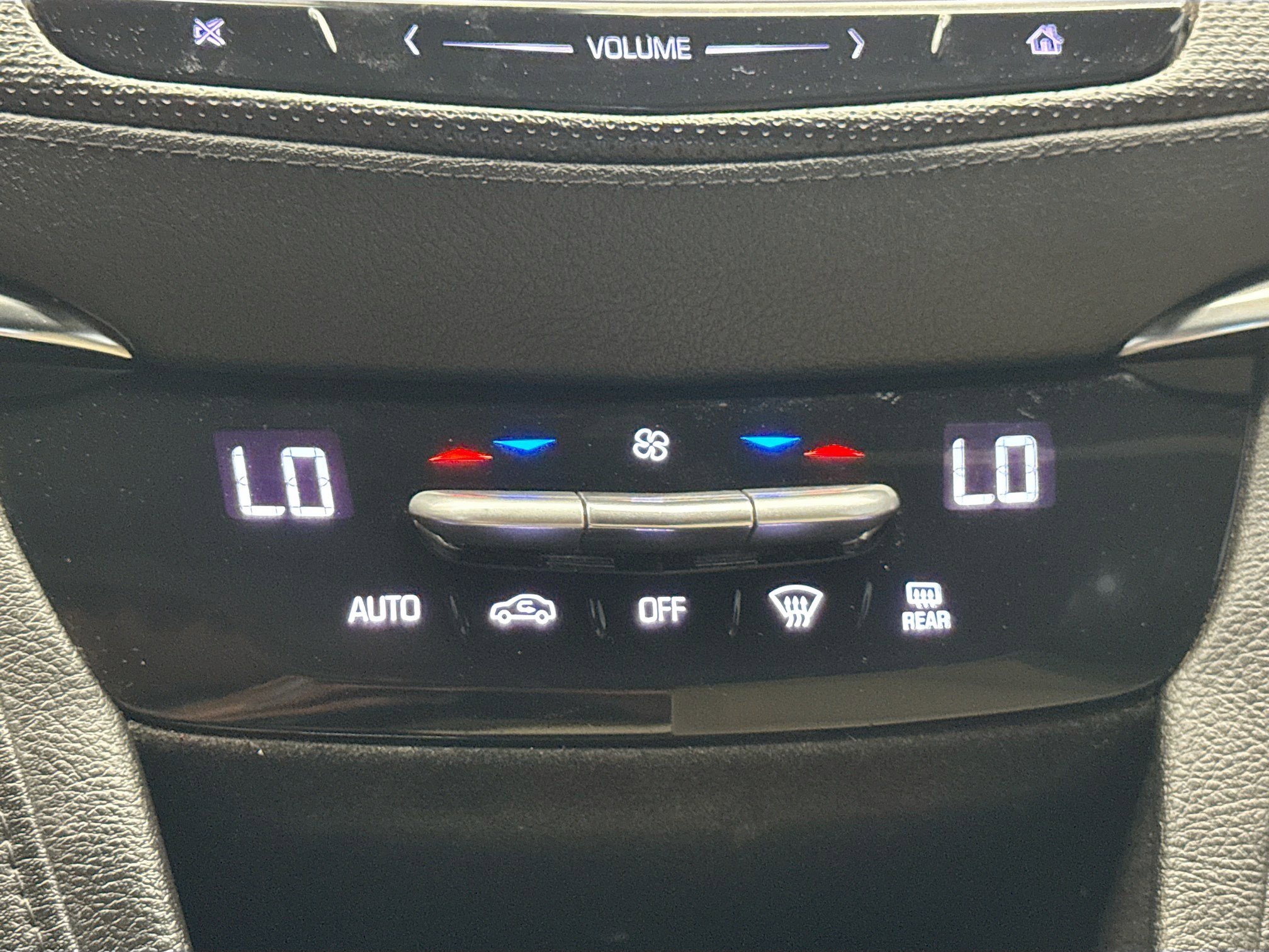 Used 2017 Cadillac XT5 FWD image 10