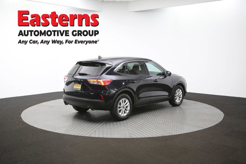 Used 2021 Ford Escape SE image 39