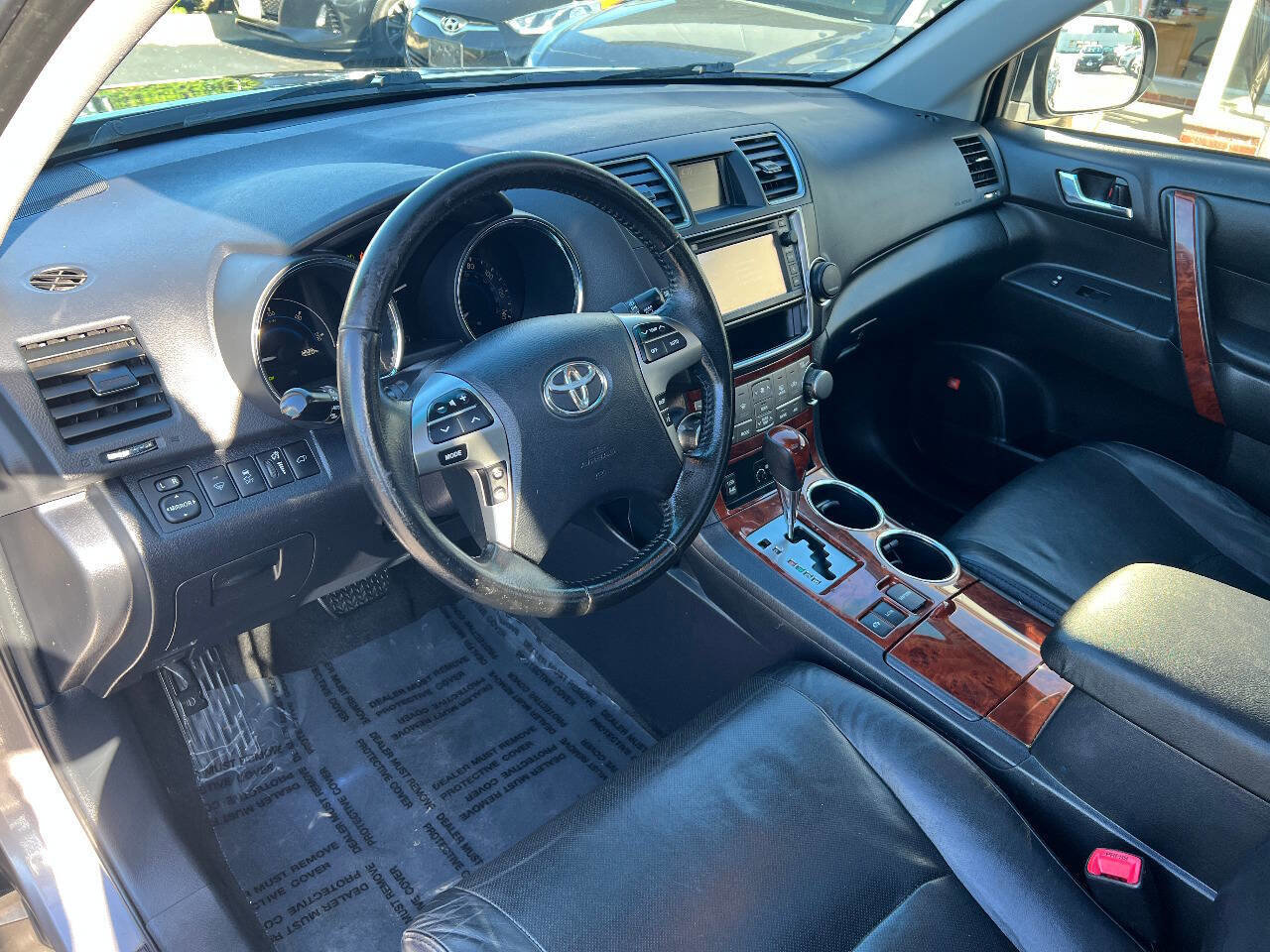 Used 2013 Toyota Highlander Limited AWD/4WD image 19
