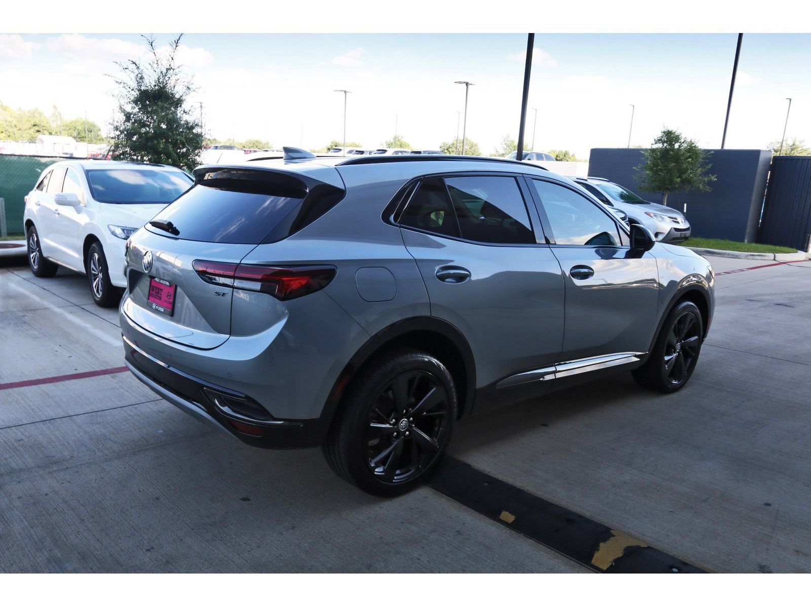 Used 2023 Buick Envision Preferred FWD image 8