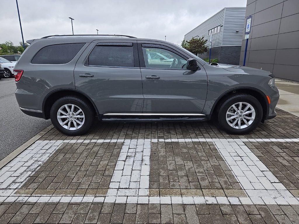 Used 2024 Dodge Durango SXT w/ Trailer Tow Group IV AWD/4WD image 4